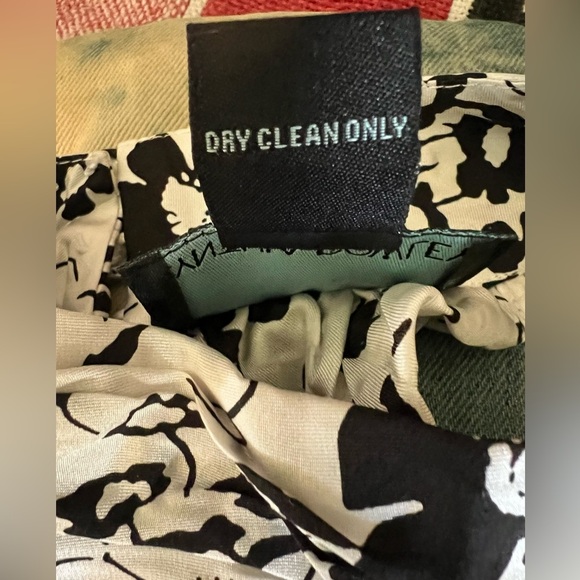 Cynthia Rowley 100% Silk Highneck Sleeveless Top - Picture 8 of 9